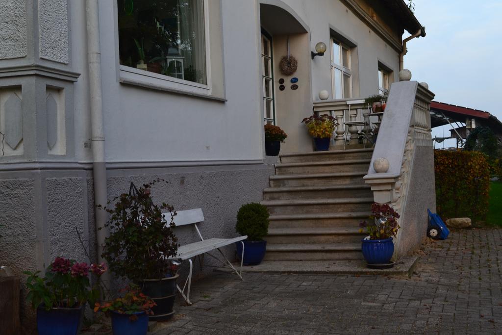 Farm Stay Hof Auf Der Wurp Harrierwurp Exterior photo